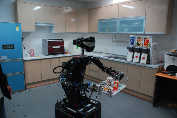 Ra mắt robot nội trợ