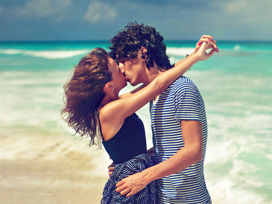 Hôn nhiều giúp tìm bạn đời phù hợp