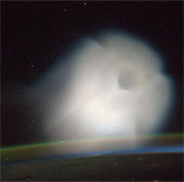 Sự thật về đám "mây ma" trong khí quyển Trái đất