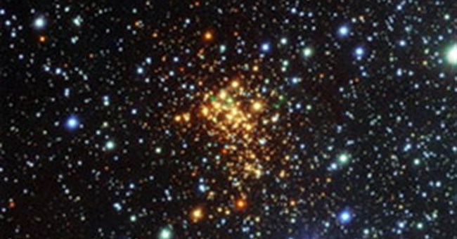 Cơn "hấp hối" của ngôi sao lớn nhất vũ trụ