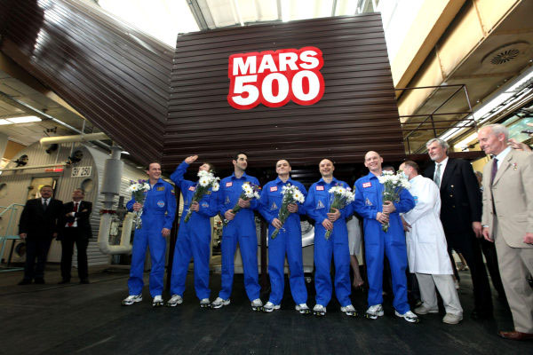 Kết thúc chuyến bay mô phỏng 520 ngày tới sao Hỏa