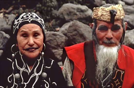 Người Ainu