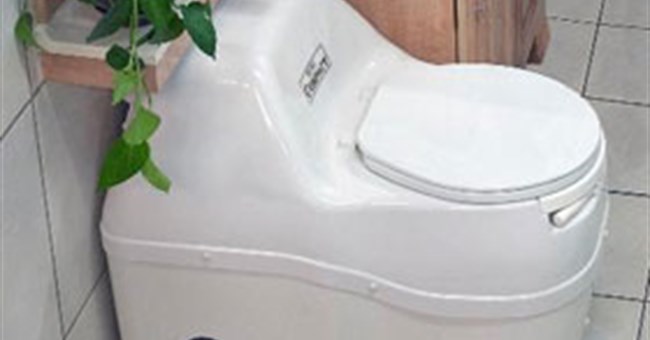 Lạ lùng bồn cầu không cần nước