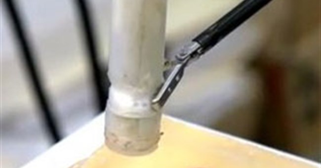 Thiết bị hỗ trợ phẫu thuật không xâm lấn