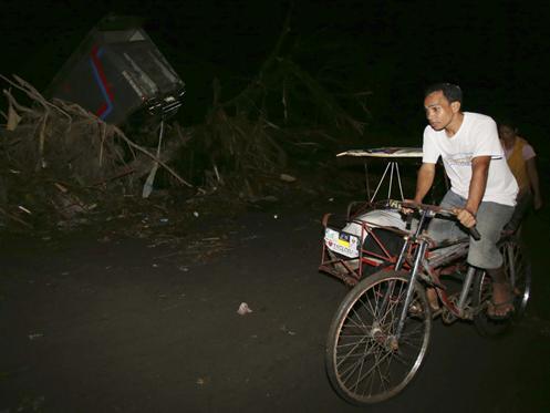 Tang thương bao trùm Tacloban