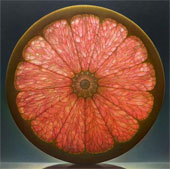 Nghệ thuật vẽ tranh hoa quả "cắt lát" y hệt ảnh chụp