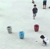 Video: Robot thùng rác
