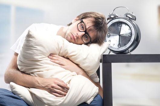 Thói quen ngủ nguy hiểm có thể bạn chưa biết