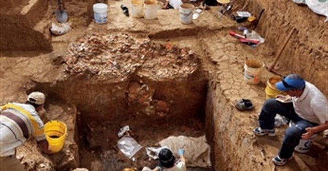 Phát hiện khu mộ vàng nghìn năm tuổi tại Panama 