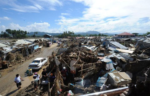 Số người chết vì bão ở Philippines vượt 900