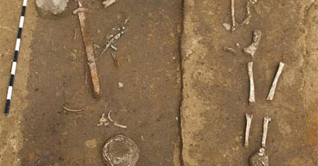 Đi tìm nhân vật bí ẩn trong ngôi mộ ở Ba Lan