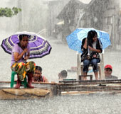 40000 người Philippines chạy bão lớn