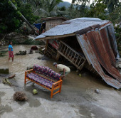 Người Philippines trong nỗi đau sau bão
