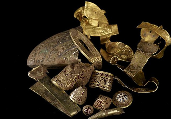 Anh: Lại phát hiện kho báu mới từ thời Anglo-Saxon