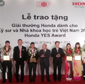 Trao giải thưởng cho kỹ sư và nhà khoa học trẻ Việt Nam