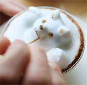 Video: Tác phẩm tạo hình 3D đẹp mắt trên tách cà phê