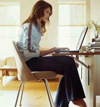 Những nguy cơ tiềm ẩn khi sử dụng Laptop