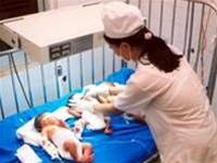 Cảnh giác với vàng da bệnh lý ở trẻ sơ sinh