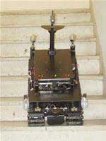 Robot vượt cầu thang