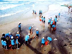 Giao mùa dịch bệnh bùng phát mạnh