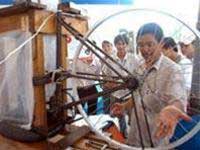 Nhà khoa học chân đất và hệ thống bơm nước độc đáo