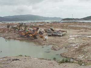 San lấp vịnh Nha Trang