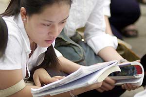 Giữ sức khỏe tốt trong mùa thi
