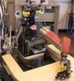 Robot "em bé" biết học như người