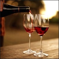 Rượu vang đỏ có thể chống điếc