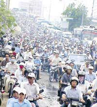 Kiểm soát khí thải xe cơ giới: Chưa cứu được môi trường