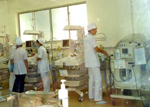 Mẹ viêm âm đạo, con có thể bị viêm màng não mủ