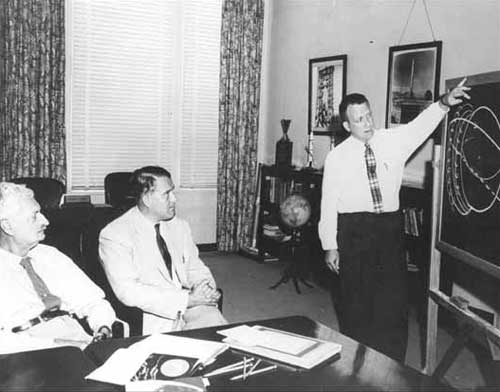 Hermann Julius Oberth - Nhà Khoa Học Tiền Phong về Hỏa Tiễn