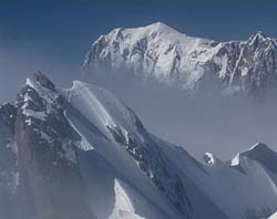 Băng trên dãy núi Alps có thể tan biến vào năm 2100