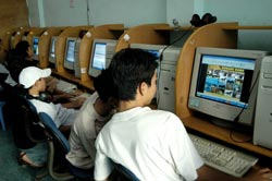 Quy định quản lý đại lý Internet: "Thực tế khó chấp nhận"