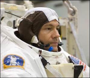 NASA phát tín hiệu truyền hình tần số cao HDTV từ trạm không gian quốc tế