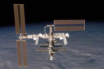 NASA: ISS đang rơi
