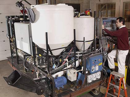 Tạo nhiên liệu từ thiết bị lọc rác và thực phẩm thừa