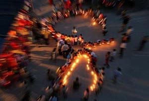 Kiểm tra HIV bắt buộc cả mẹ và con để chống AIDS