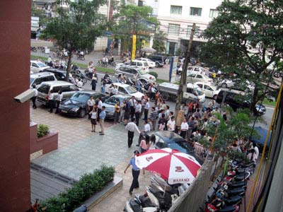 Hà Nội rung chuyển vì chấn động cấp 4