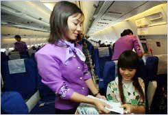 WHO: Cảnh báo nguy cơ tử vong vì ngồi lâu trên máy bay