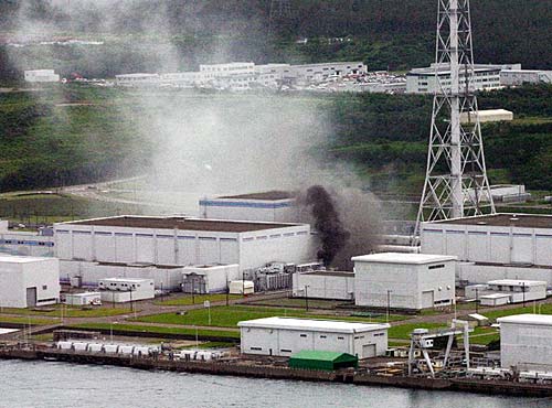 Nhật Bản: Rò rỉ phóng xạ sau động đất