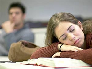 Hãy chợp mắt ngủ khi có thể
