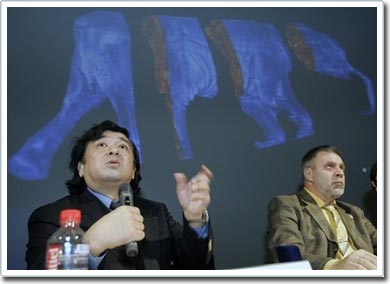 Phát hiện xác voi ma-mút con 37.500 năm tuổi