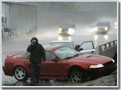 Bão lớn và tuyết hoành hành California