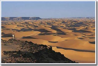 Giải mã bí ẩn đụn cát sa mạc