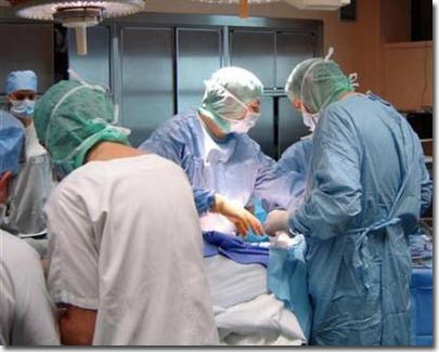 Một bệnh nhân thay đổi nhóm máu và hệ miễn dịch sau khi ghép gan