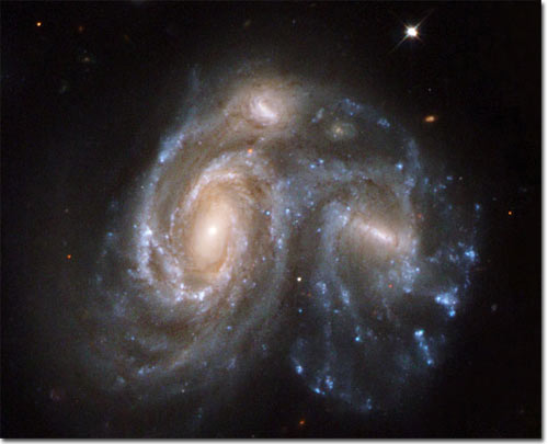 Ảnh đẹp của Hubble về các vụ va chạm thiên hà