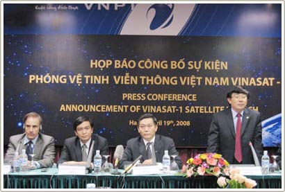 VINASAT - 1 đã gửi tín hiệu về trạm mặt đất