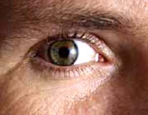 Thử nghiệm thuốc tra mắt làm chậm tốc độ cận thị