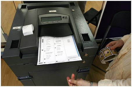 Máy kiểm phiếu trong bầu cử Mỹ